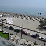 Panoramic Seaview Spa&pool - Parking