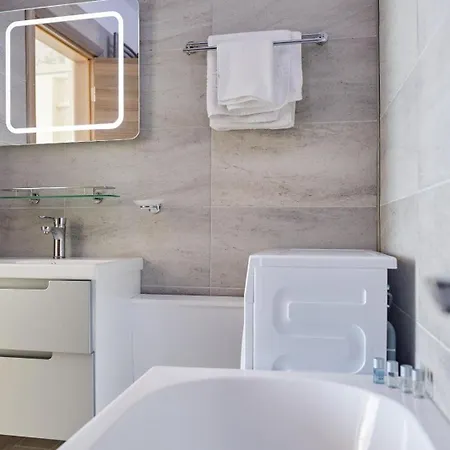Panoramic Seaview Spa&pool - Parking Apartment